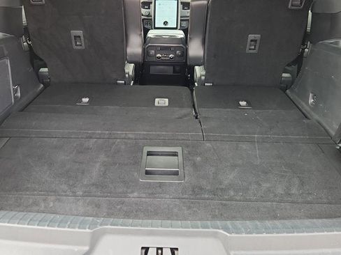 Used 2023 Ford Expedition Platinum image 17