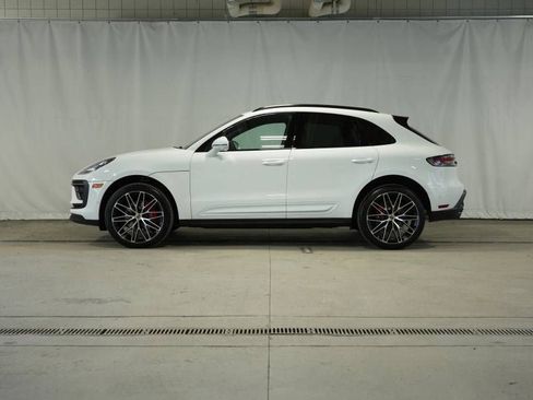 New 2026 Porsche Macan S image 2