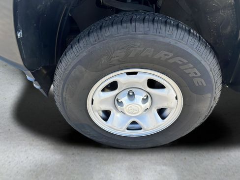 Used 2023 Toyota Tacoma SR image 17