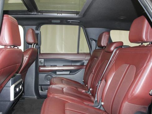 Used 2023 Ford Expedition Max Limited image 22