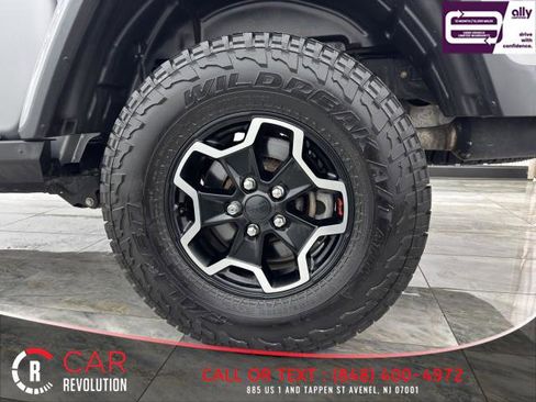 Used 2020 Jeep Gladiator Rubicon w/ Dual Top Group image 11