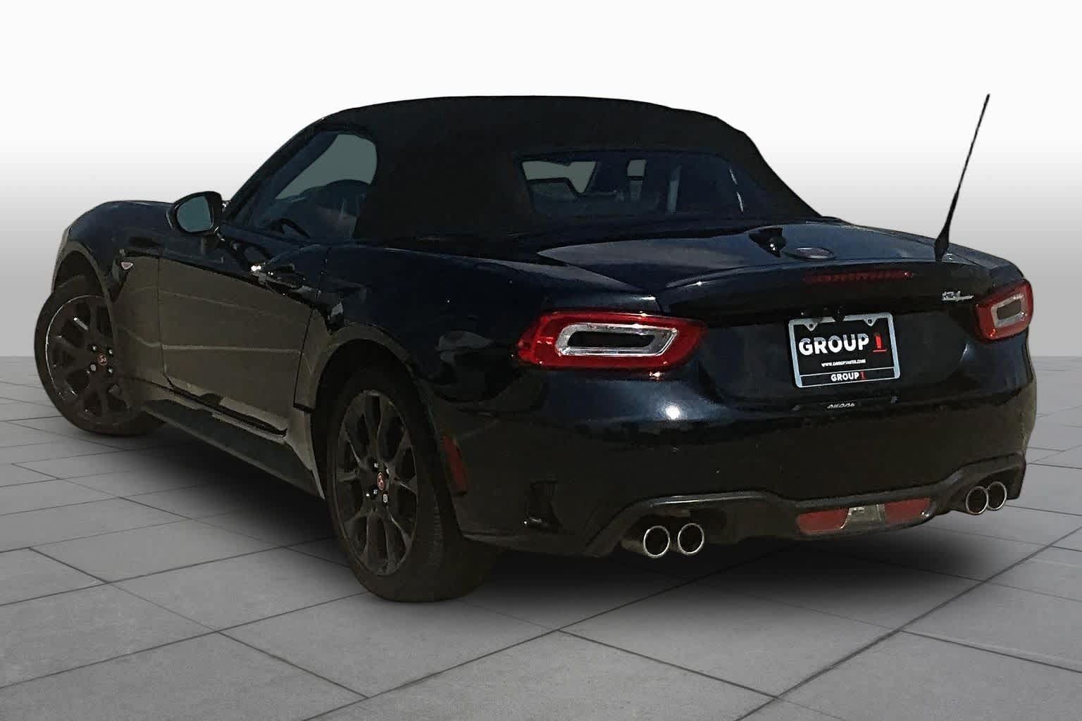 Used 2019 FIAT 124 Spider Abarth w/ Convenience Group RWD image 10