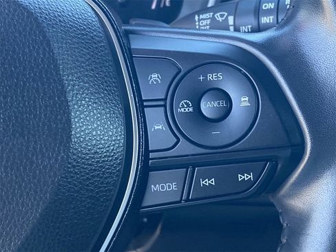 Certified 2025 Toyota Corolla XSE image 24