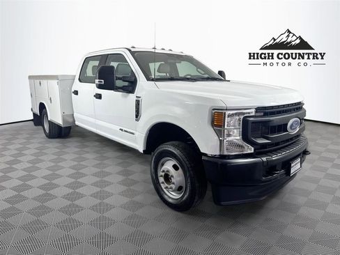 Used 2022 Ford F350 XL w/ Power Equipment Group AWD/4WD image 1