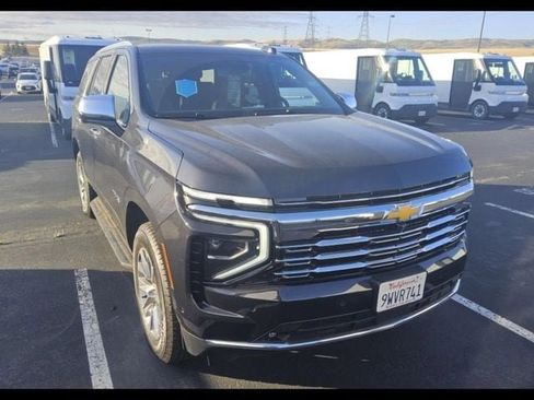 Used 2025 Chevrolet Tahoe Premier AWD/4WD image 1