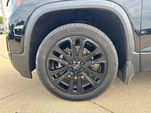 Used 2023 GMC Acadia SLT w/ Elevation Edition FWD image 12