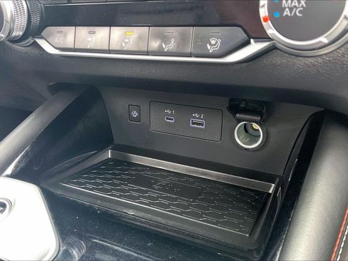 Used 2024 Nissan Altima 2.5 SR w/ SR Premium Package FWD image 39