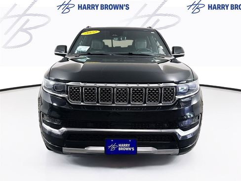 Used 2022 Jeep Grand Wagoneer Series III AWD/4WD image 30