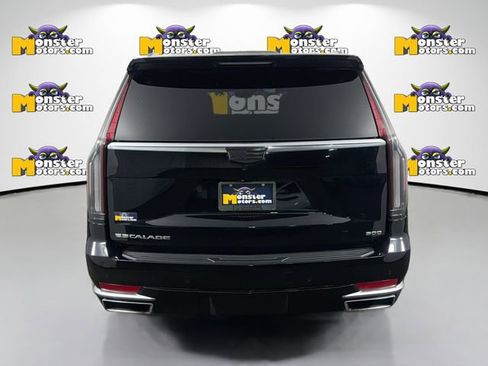 Used 2022 Cadillac Escalade Premium Luxury w/ Touring Package AWD/4WD image 6