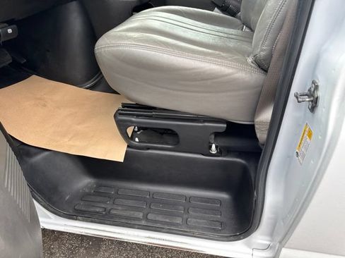 Used 2023 GMC Savana 2500 Extended w/ Driver Convenience Package RWD image 11