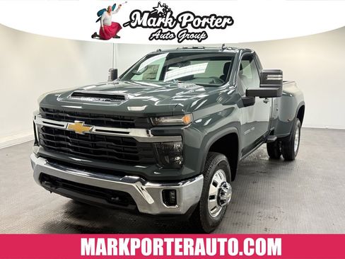 New 2026 Chevrolet Silverado 3500 LT image 1
