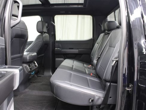 Used 2025 Ford F150 Lariat AWD/4WD image 17