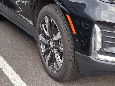 Used 2023 Chevrolet Equinox Premier AWD/4WD image 6