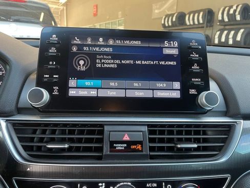 Used 2019 Honda Accord Sport image 13