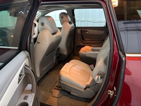 Used 2017 Chevrolet Traverse Premier AWD/4WD image 17