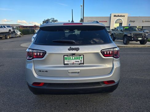 New 2026 Jeep Compass Latitude image 4