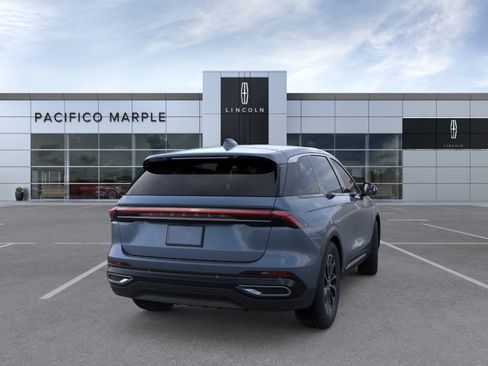 New 2026 Lincoln Nautilus Premier AWD/4WD image 8