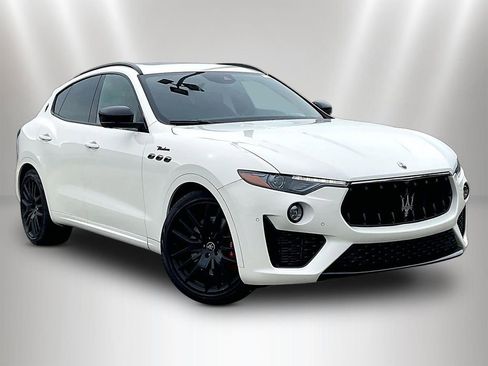 Used 2024 Maserati Levante Modena Ultima AWD/4WD image 3