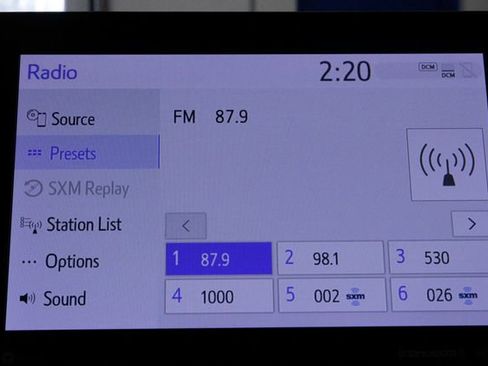 Used 2023 Toyota Camry XLE image 30