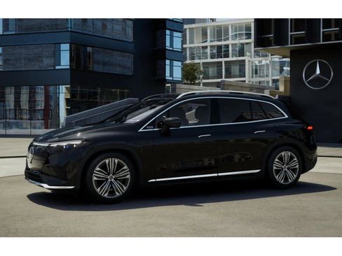 New 2026 Mercedes-Benz EQS 400 4MATIC SUV image 36