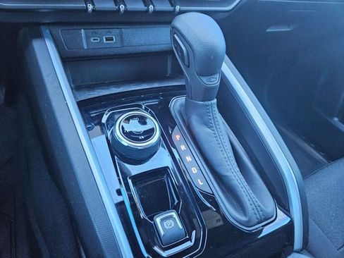 Used 2024 Chevrolet Colorado Trail Boss image 12