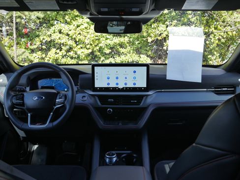 Certified 2025 Ford Explorer ST AWD/4WD image 11