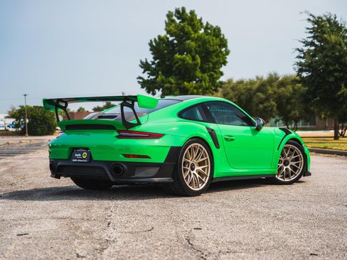 Used 2018 Porsche 911 GT2 RS RWD image 18
