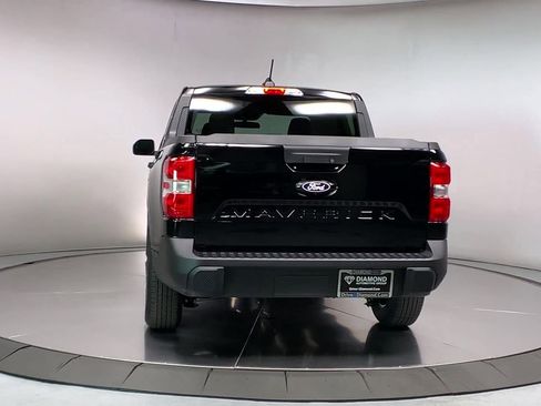 New 2025 Ford Maverick XL image 7