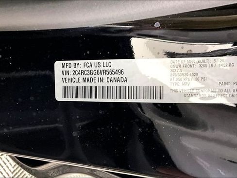 New 2027 Chrysler Pacifica Limited w/ S Appearance Package AWD/4WD image 9