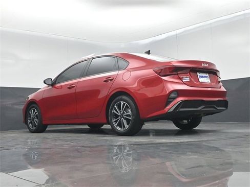 Used 2024 Kia Forte LXS image 47