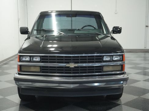 Used 1988 Chevrolet Silverado 1500 2WD Regular Cab image 15