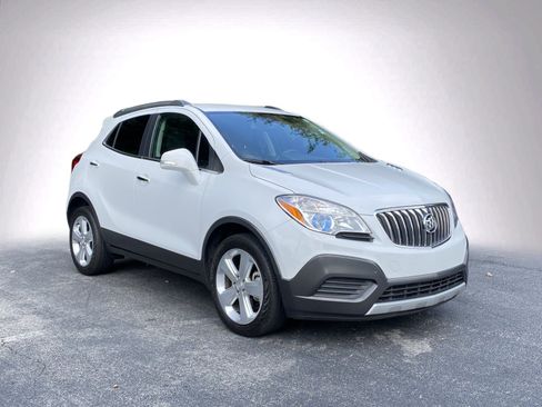 Used 2016 Buick Encore FWD image 2