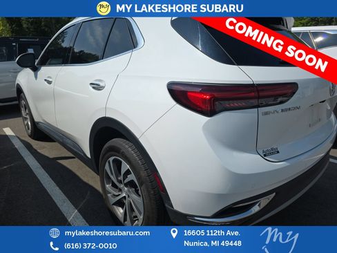 Used 2021 Buick Envision Essence w/ Technology Package I FWD image 3
