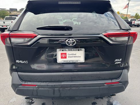 Certified 2025 Toyota RAV4 XLE AWD/4WD image 3