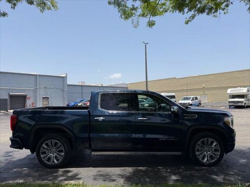 Used 2021 GMC Sierra 1500 Denali w/ Denali Ultimate Package AWD/4WD image 11