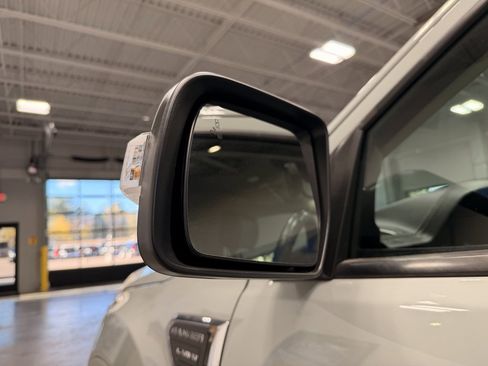 Used 2021 Ford Ranger Lariat w/ Equipment Group 501A High image 18