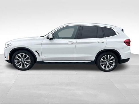 Used 2018 BMW X3 xDrive30i AWD/4WD image 2
