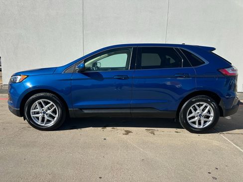 Used 2022 Ford Edge SEL image 2