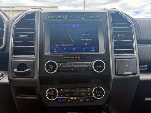 Used 2021 Ford Expedition Max XLT AWD/4WD image 25