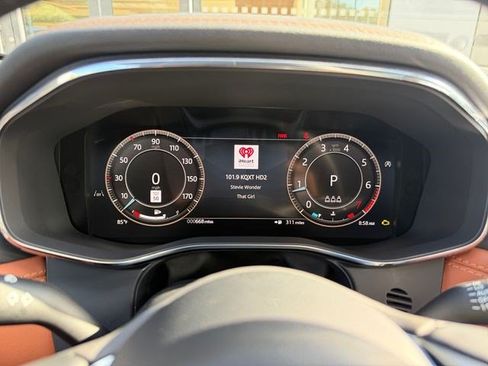 New 2025 Jaguar F-PACE R-Dynamic S AWD/4WD image 14