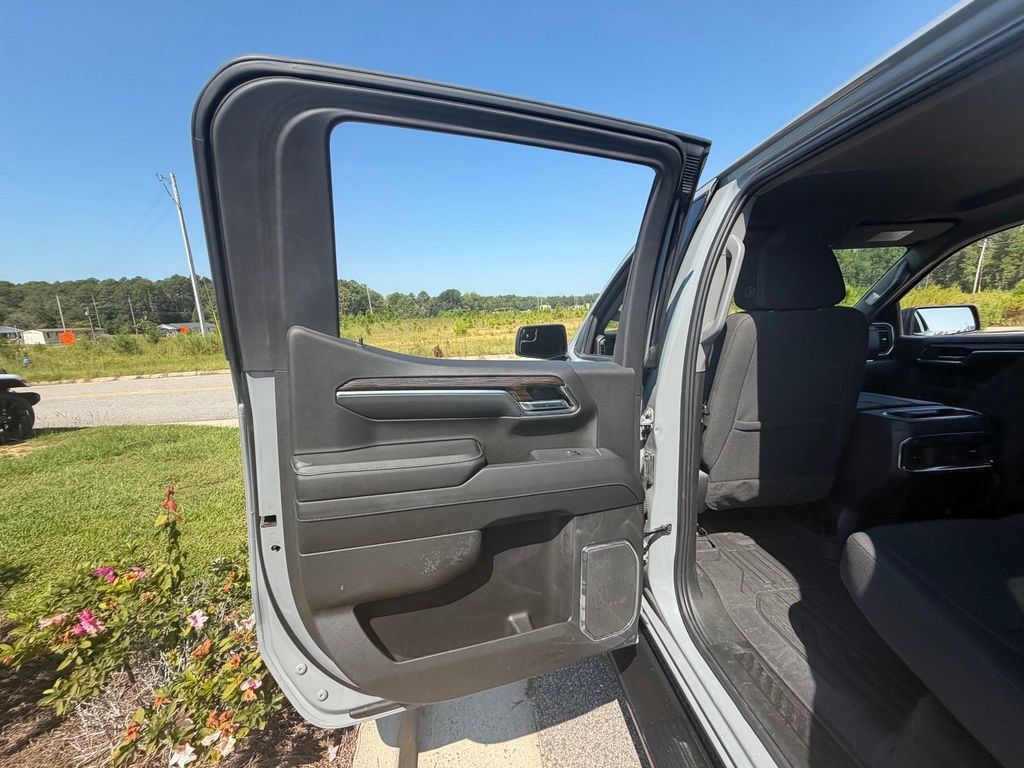 Used 2024 GMC Sierra 1500 Elevation w/ Preferred Package AWD/4WD image 46