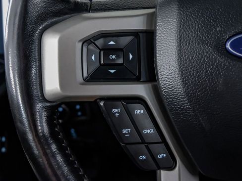 Used 2022 Ford F350 Lariat image 16