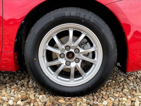 Used 2014 Toyota Prius V Two image 22