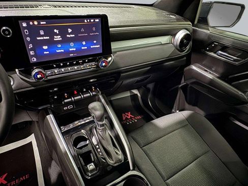 Used 2024 Chevrolet Colorado LT w/ LT Convenience Package II image 38