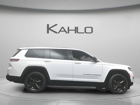 Used 2023 Jeep Grand Cherokee L Laredo AWD/4WD image 20