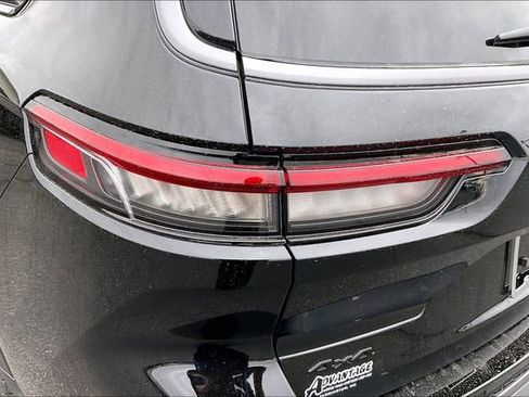 New 2026 Jeep Grand Cherokee L 4WD image 25