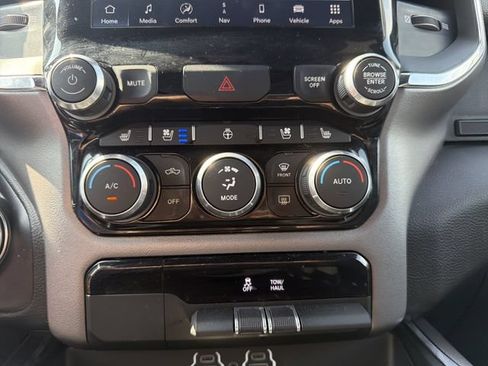 Used 2024 RAM 1500 Laramie RWD image 28