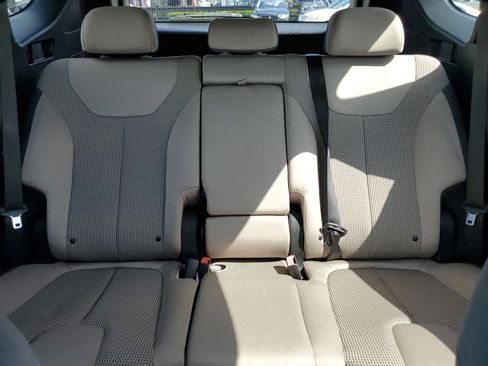 Used 2020 Hyundai Santa Fe SEL w/ Cargo Package image 27