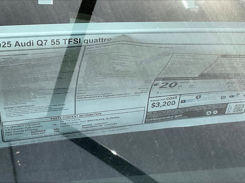 New 2025 Audi Q7 3.0T Prestige image 18