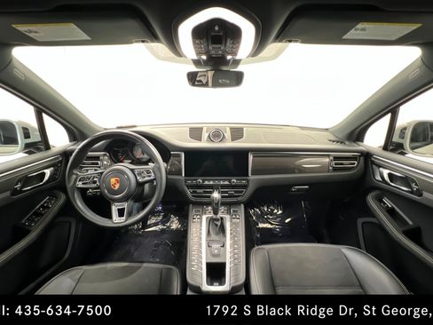Used 2021 Porsche Macan GTS AWD/4WD image 9